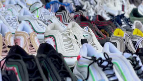 Display-of-used-shoes-still-suitable-for-use