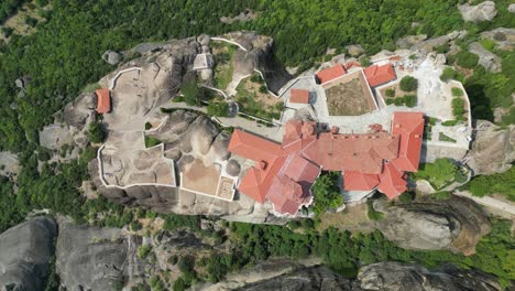 Meteora-Monastery-Aerial-Top-Down-View-in-Thessaly,-Greece-Mainland---4k