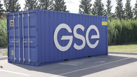 Blue-shipping-container-with-GSE-logo