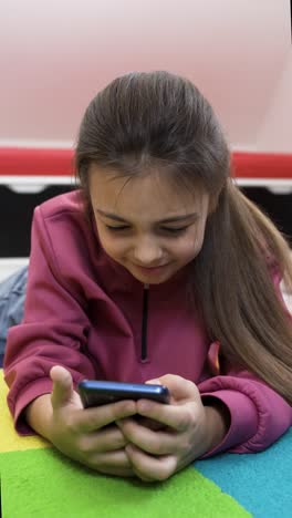 Young-girl-using-smartphone