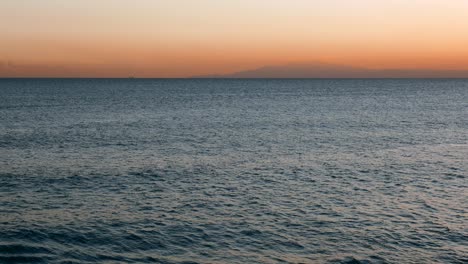 Meereslandschaft-Bei-Sonnenaufgang