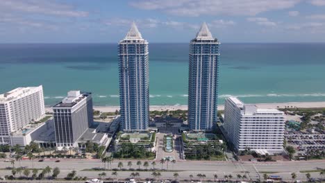 Aerial-view-of-Collin-avenue,-Miami-Beach,-Florida