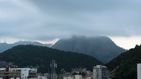 Motion-time-lapse-of-clouds-flying-over-Mount-Corcovado,-Rio-de-Janeiro,-Brazil