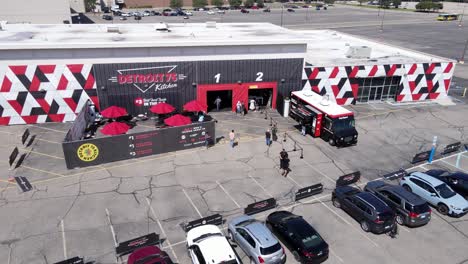 One-of-the-greatest-food-trucks-in-USA,-Detroit-75,-aerial-view