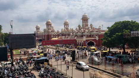 Lucknow-Hat-Zwei-Hauptbahnhöfe:-Lucknow-Charbagh-Nr.-Bahnhof-Uttarpradesh,-Indien