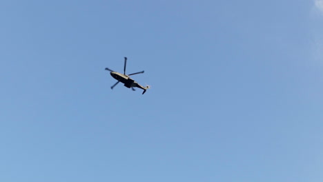Helicóptero-Sobre-La-Ciudad-De-Copenhague