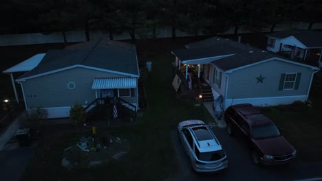 Mobile-homes-in-American-trailer-park-at-night