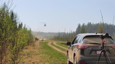 Chopper-Swoops-Down-Near-Dirt-Road-for-Emergency-Landing-Near-Wildfire