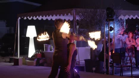 Skilled-dance-performers-creating-mesmerising-displays-of-swirling-flames