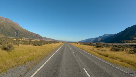 Carretera-Asfaltada-Cerca-De-Omarama-En-Otago,-Isla-Del-Sur,-Nueva-Zelanda