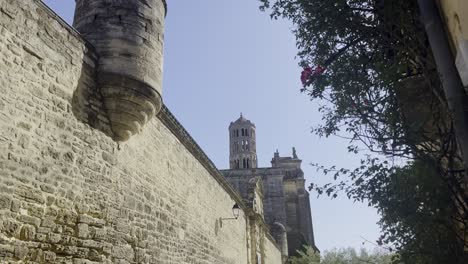 Wall-of-the-Pope's-Palace-in-France-old-stone-wall-in-Avignon-in-good-weather
