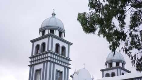 View-of-the-bell-towers-of-the-Basilica-of-Suyapa-in-Tegucigalpa,-Honduras