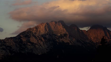 Time-lapse-of-the-sunset-above-the-Reiter-Alpe-in-the-Alps-in-Salzburg,-Austria
