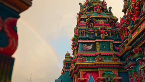Static-close-up-shot-of-colorful-decorated-Kaylasson-Hindu-temple,-Port-Louis,-Mauritius