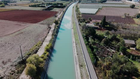 Montpellier-Greenway:-Radweg-Und-Kanalharmonie-Entlang-Der-Malerischen-Route