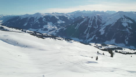 Ski-Resort-In-Austrian-Alps,-Saalbach-Hinterglemm,-Austria---Aerial-Drone-Shot