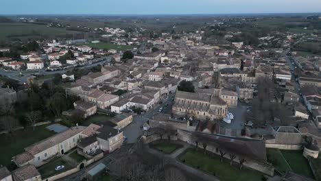 Aerial-panoramic-view-of-Bourg-sur-Gironde,-Bordeaux,-France
