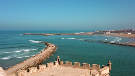 Sale-Medina-coastline-and-sandy-beaches-along-the-Atlantic-Ocean-from-Ouyadas-observation-point-in-Rabat,-Morocco