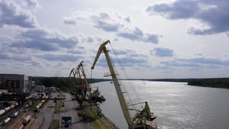 Unloading-cranes-at-a-river-port-on-Danube-river