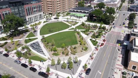 Centennial-Commons-park-in-Royal-Oak,-Michigan,-USA,-aerial-view