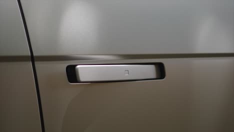 car-door,-hyundai-ioniq-5,-auto-electrico-moderno,-sustainable-energy,-green-energy