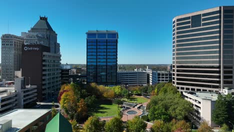 Downtown-skyscrapers-and-park-in-Greensboro,-North-Carolina