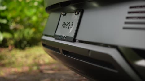Hyundai-Ioniq-5,-Auto-Electrico-Moderno,-Nachhaltige-Energie,-Elektroauto,-Grüne-Energie