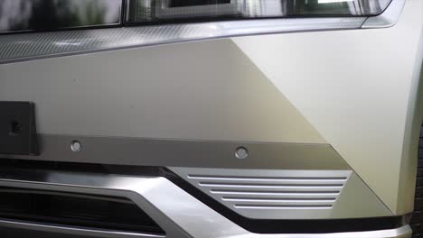 Elektroauto-Scheinwerfer-Hyundai-Ioniq-5,-Auto-Electrico-Moderno,-Nachhaltige-Energie,-Grüne-Energie