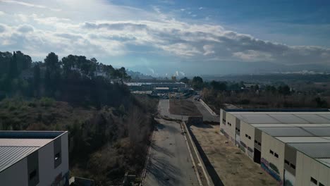 Industrielagerkomplex-Im-Sonnigen-Spanien,-Luftaufnahme