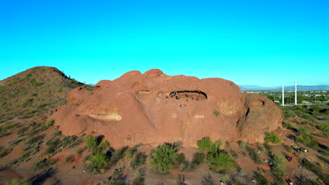 Loch-Im-Fels-|-Tempe,-Arizona-–-Drohnenlandschaft