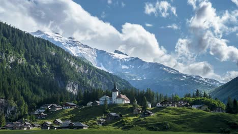 Beautiful-Timelapse-in-Urnerboden,-near-the-Klausenpass-in-Switzerland