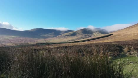 Timelapse-Montañas-Salvajes-Día-De-Invierno-Montañas-Comeragh-Waterford-Irlanda-Impresionante-Naturaleza