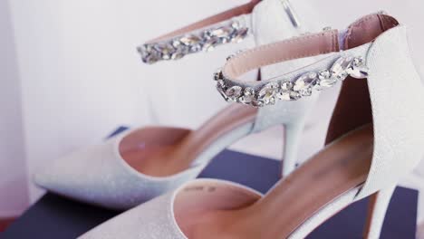 Side-view-of-wedding-high-heels-of-the-bride