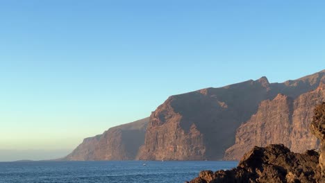 Acantilados-de-Los-Gigantes-in-Tenerife-Canary-Islands,-holiday-destination