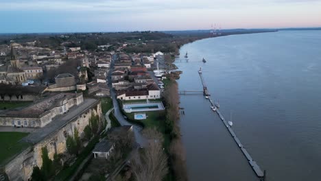 Bourg-sur-Gironde-Boat-Marine,-Bordeaux,-France---aerial