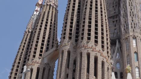 Close-up-shot-of-Sagrada-Familia-in-Barcelona-Spain,-the-best-of-Gaudi