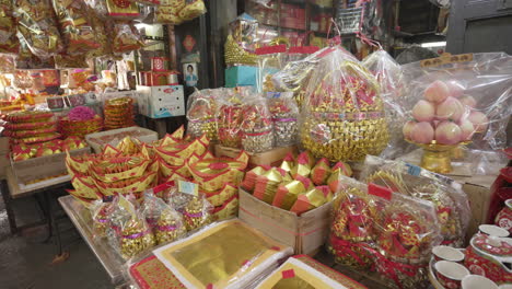 Decoraciones-Del-Año-Nuevo-Chino-En-Chinatown-En-Bangkok,-Tailandia