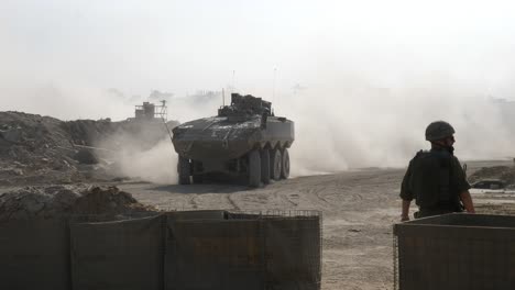 Tanque-Del-Ejército-Militar-Israelí-Durante-La-Guerra-Entre-Israel-Y-Hamas-2023.