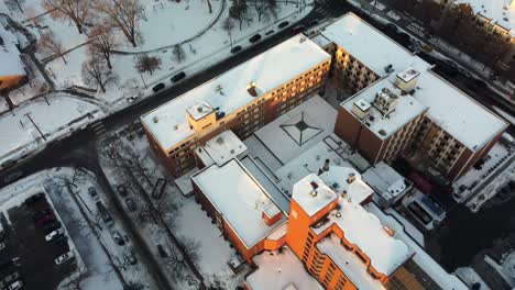 Drone-overhead-shot-of-Elliot-Park-neighborhood-in-Minneapolis-during-winter-golden-hour-4k
