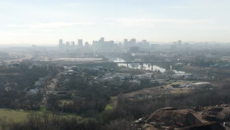 Nashville,-Tennessee-skyline-wide-shot-with-moving-in