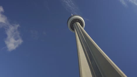 Cn-Tower-In-Toronto,-Modern-Urban-Architecture