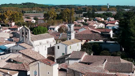 Above-the-rooftops-of-Valergues,-Occitanie-region-in-southern-France