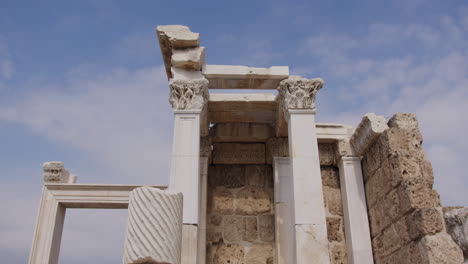 Pillars-and-stone-wall-in-Laodicea