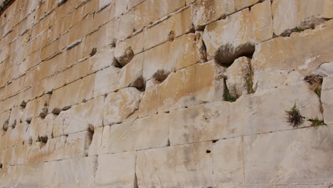 Close-up-of-ancient-stone-wall-of-theater-in-Miletus