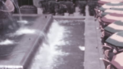 Wunderschöner-Brunnen-Im-Berühmten-Rockefeller-Center-In-New-York-City-Der-1930er-Jahre