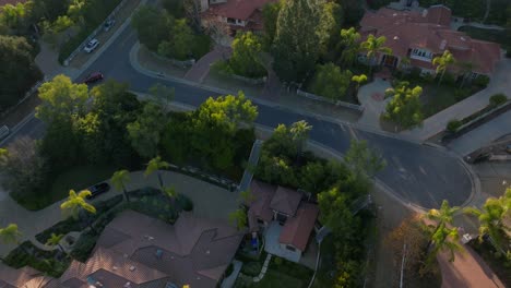 Flying-Over-Dream-Homes-in-Calabasas-California,-Drone-Footage-of-Luxury-Mansions-Nestled-in-Tree-Lined-Streets-Tucked-into-Hidden-Hills-Area