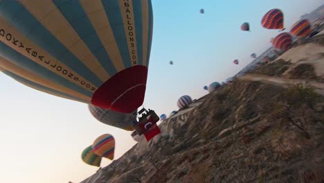 Hot-Air-Balloon-Ride-At-Sunrise-In-Cappadocia,-Turkey