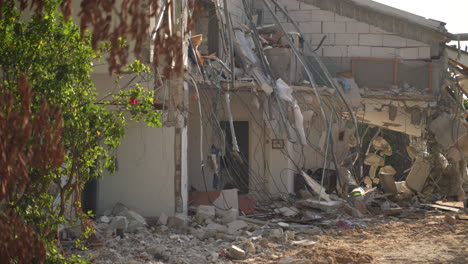 Haus-Im-Kibutz-Be&#39;eri-In-Der-Nähe-Des-Gazastreifens-Bei-Raketenangriff-Zerstört