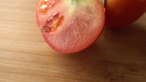Tomatenscheiben-Als-Lebensmittelhintergrund