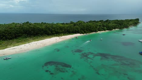 Cayo-Zapatilla-Island,-Bocas-Del-Toro,-Panama-Caribbean-Sea
